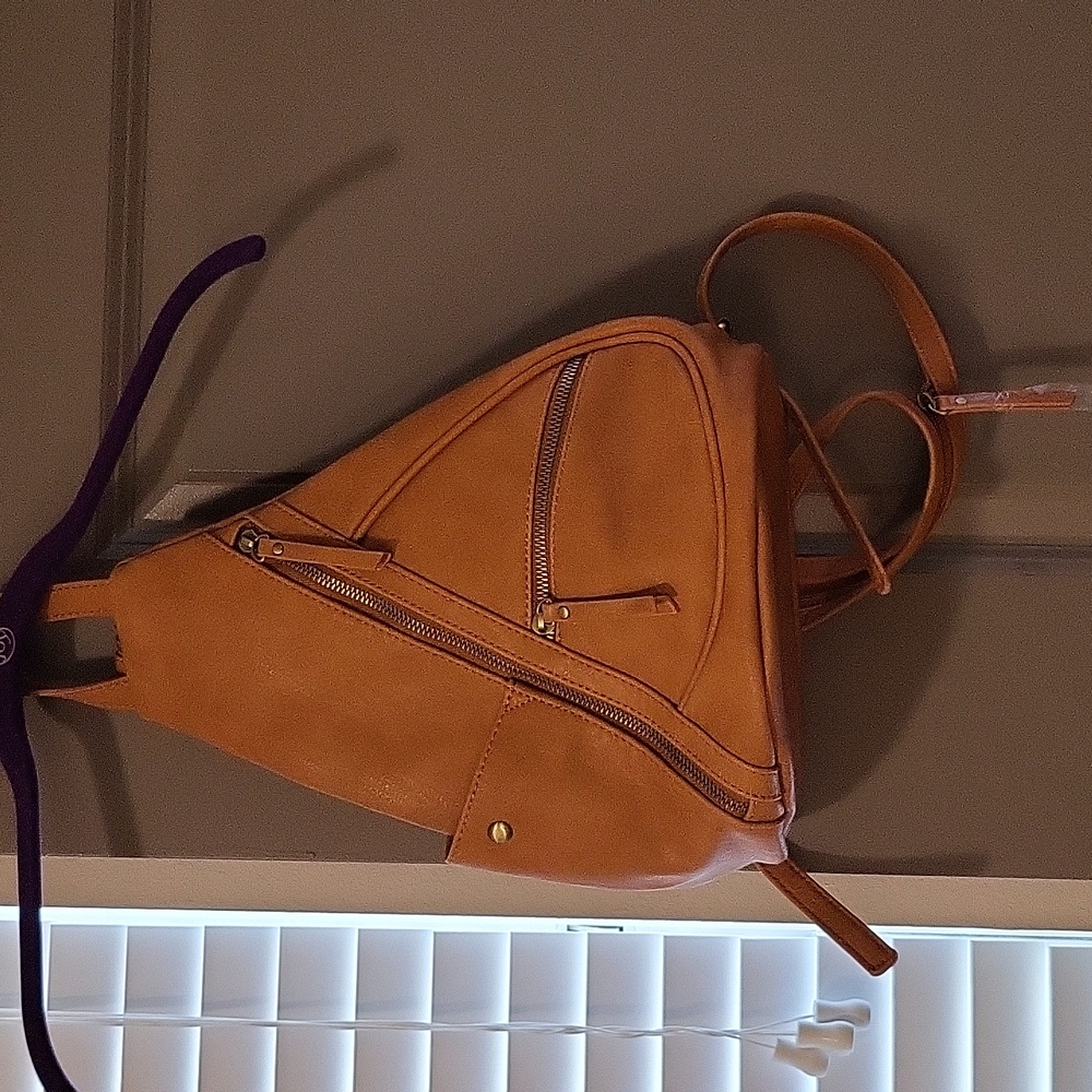 Crossbody purse